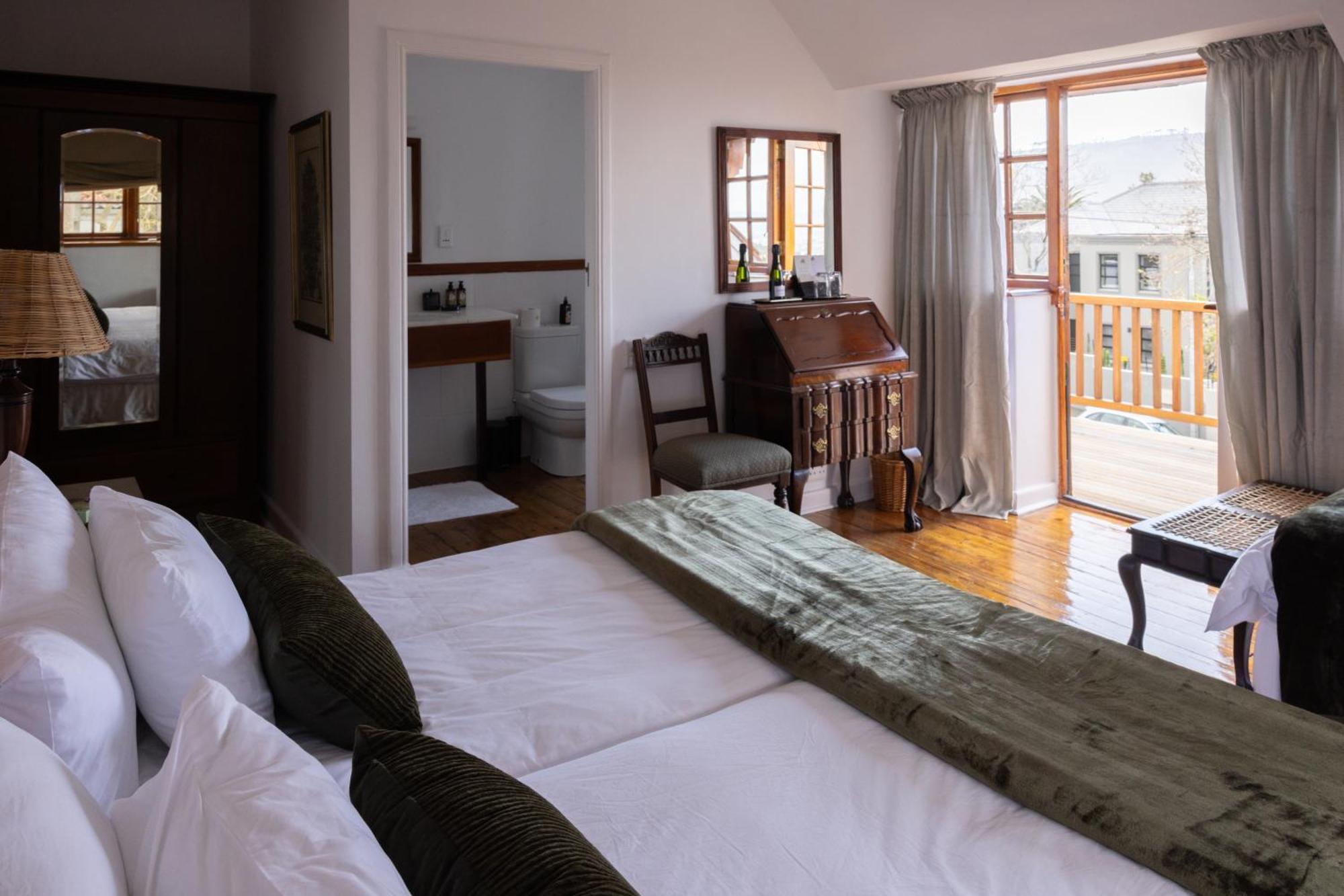 Acorn House Bed & Breakfast Cape Town Exterior photo